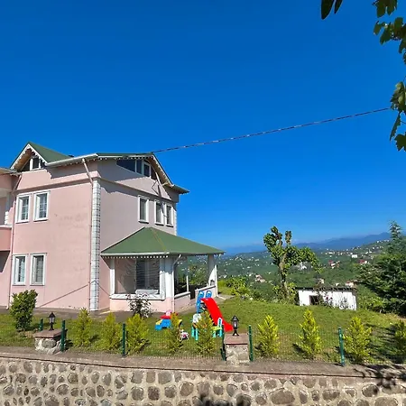 Villa Nature Family House *